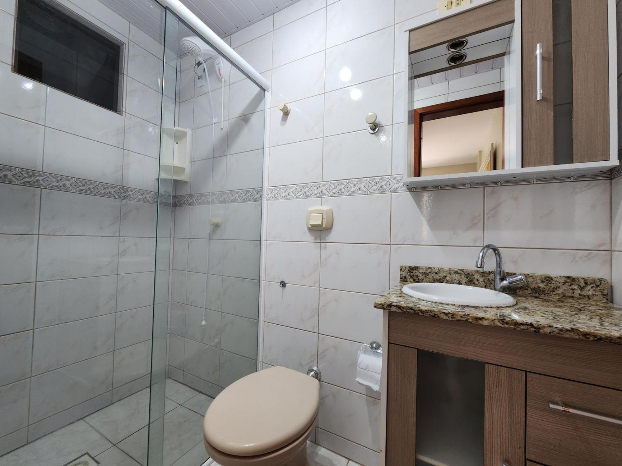 Apartment 2 Quartos A 200mts Praia Central, Garagem, Churrasqueira, Wi-fi 90 Mbps, Pet Friendly