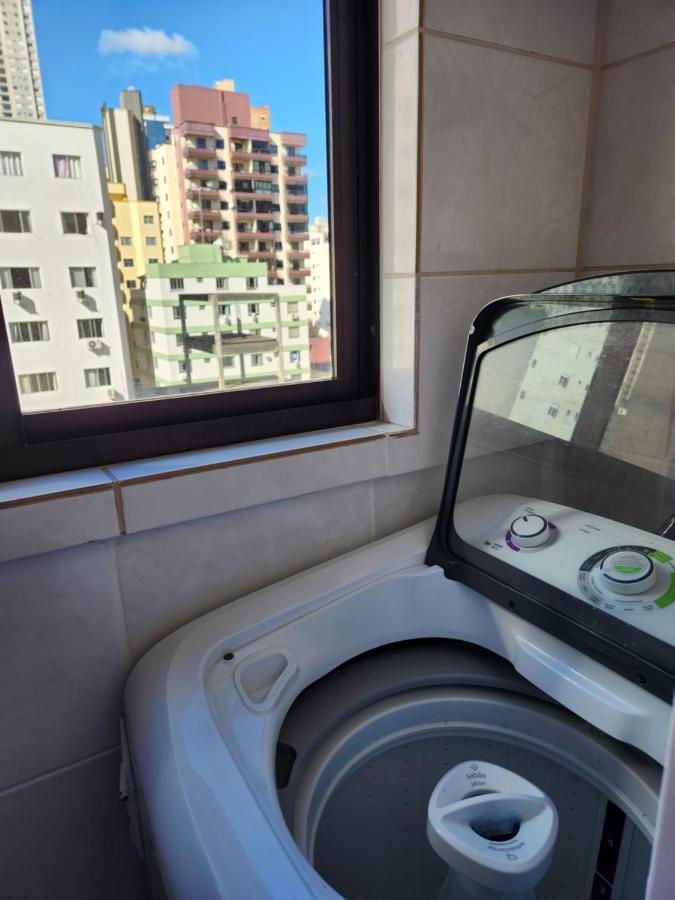 Apartment 2 Quartos A 200mts Central, Garagem, Churrasqueira, Wi-fi 90 Mbps, Pet Friendly Balneario Camboriu