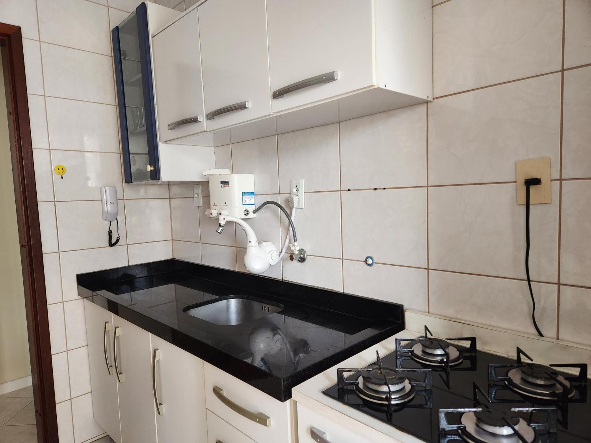 2 Quartos A 200mts Central, Garagem, Churrasqueira, Wi-fi 90 Mbps, Pet Friendly Apartment *