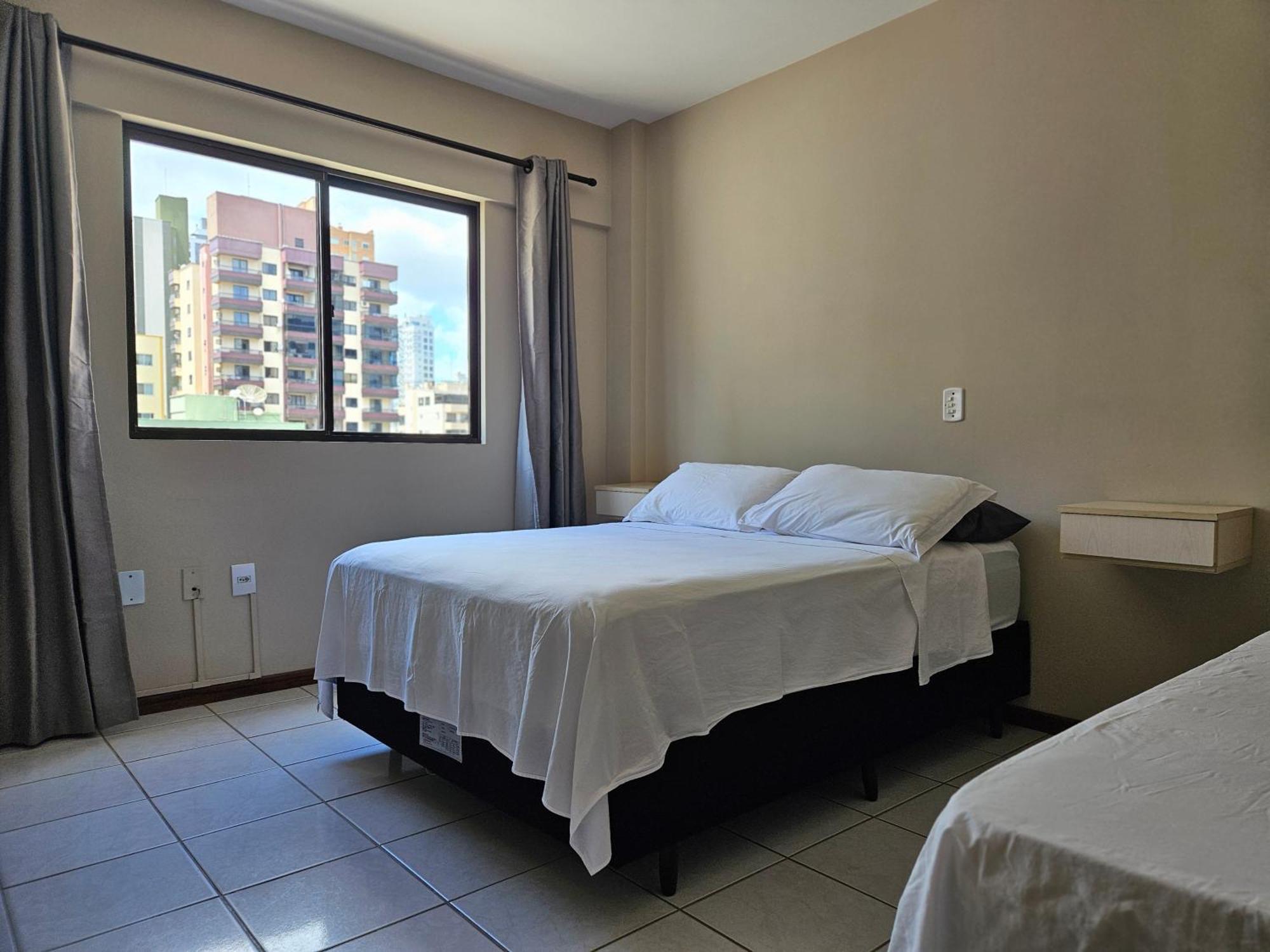 2 Quartos A 200mts Central, Garagem, Churrasqueira, Wi-fi 90 Mbps, Pet Friendly * Balneario Camboriu