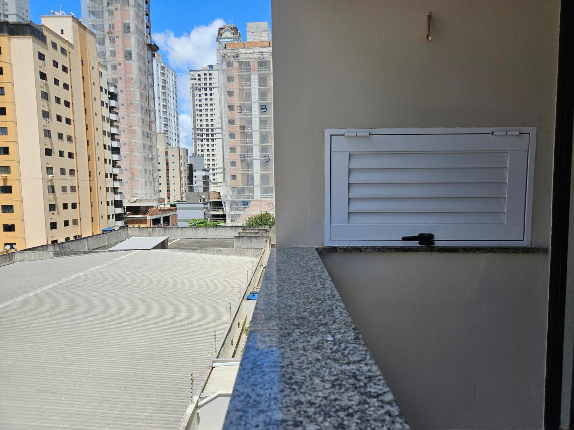 2 Quartos A 200mts Central, Garagem, Churrasqueira, Wi-fi 90 Mbps, Pet Friendly