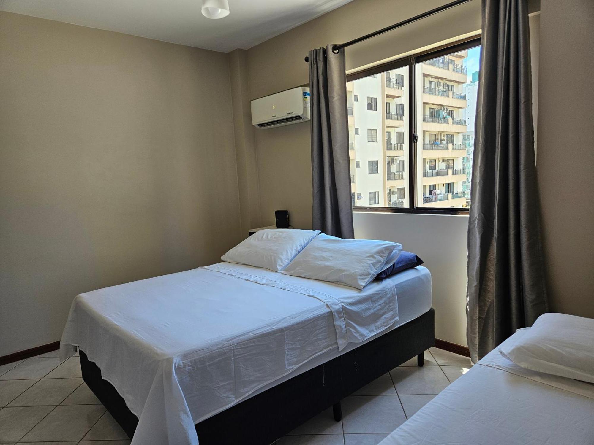 2 Quartos A 200mts Central, Garagem, Churrasqueira, Wi-fi 90 Mbps, Pet Friendly Apartment Balneario Camboriu